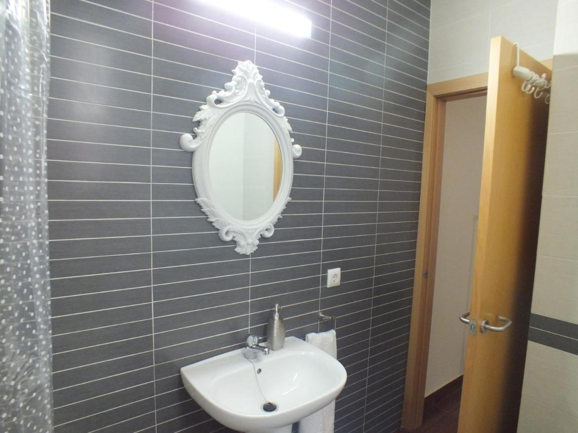 Apartamento Los Capuchinos Apartment กอร์โดบา ภายนอก รูปภาพ