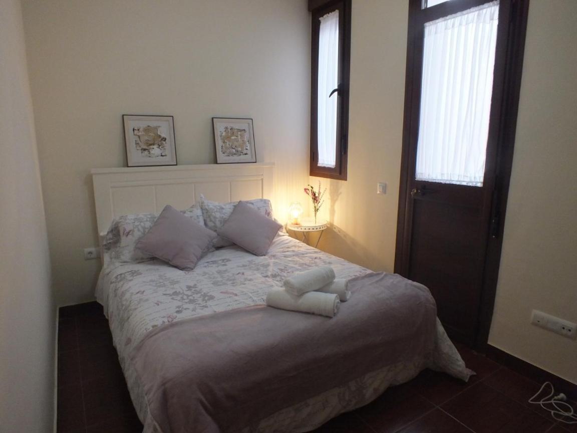 Apartamento Los Capuchinos Apartment กอร์โดบา ภายนอก รูปภาพ